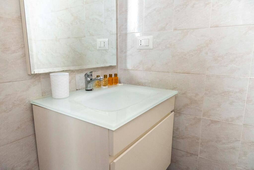 Ferienwohnung La Casa Di Marisela In Via Emanuele Filiberto Rom Exterior foto